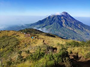 Solo Traveling ke Gunung Selamet