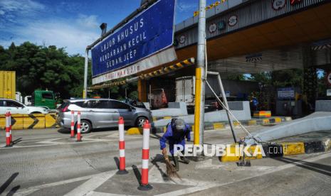 Truk Tabrak Gerbang Tol Ciawi 2, DPR Minta Kemenhub Wujudkan Wacana Zero Truk ODOL