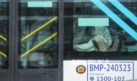 Penumpang Wanita di Transjakarta Diteriaki ‘Teroris’, Polisi Buru Pelaku