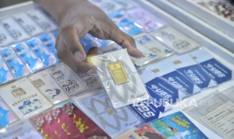 Pengamat Prediksi Harga Emas Tembus Rp 2,15 juta per Gram di Semester II 2025